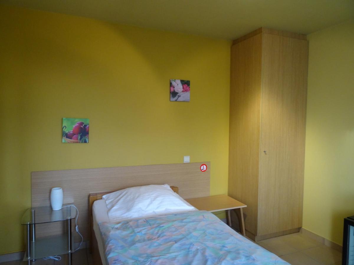 Hostellerie Daiseldaele Dadizele Kamer foto