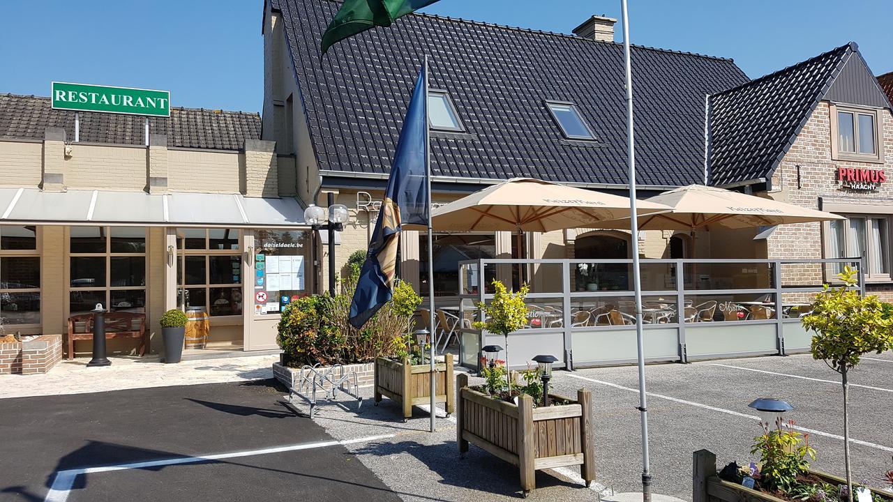 Hostellerie Daiseldaele Dadizele Buitenkant foto