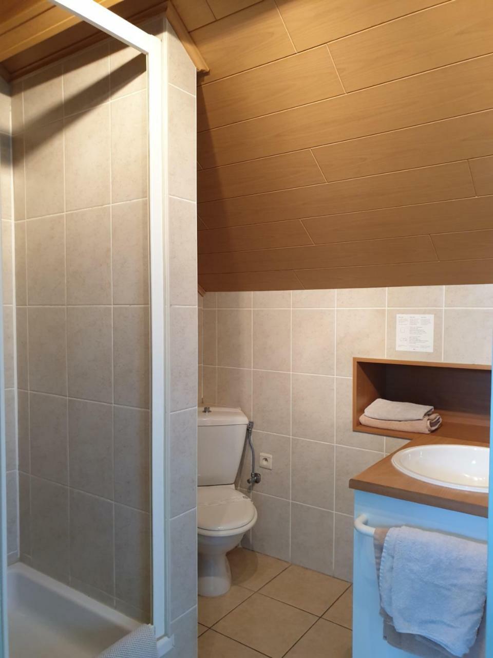 Hostellerie Daiseldaele Dadizele Buitenkant foto