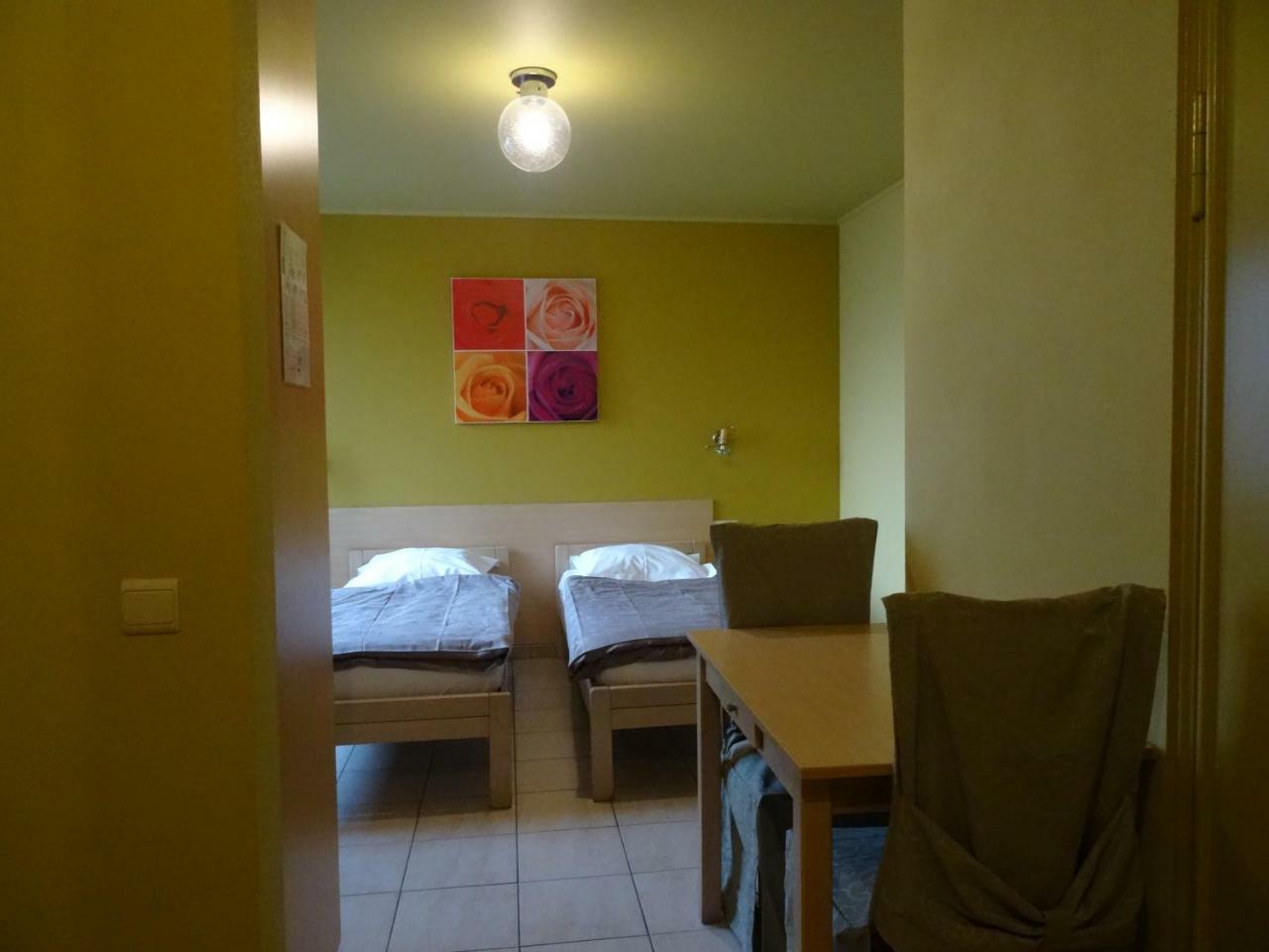 Hostellerie Daiseldaele Dadizele Buitenkant foto