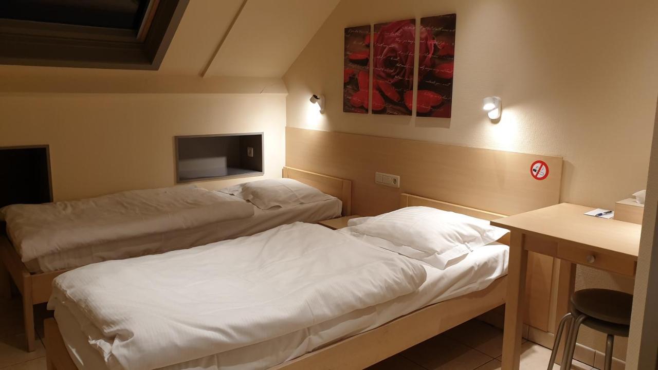 Hostellerie Daiseldaele Dadizele Buitenkant foto